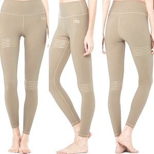 Alo yoga slimming leggings